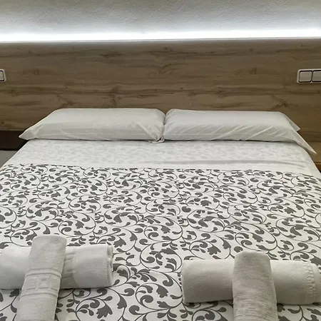 Apartament Vivienda Familiar Junto Plaza Toros De Teruel Zewnętrze zdjęcie